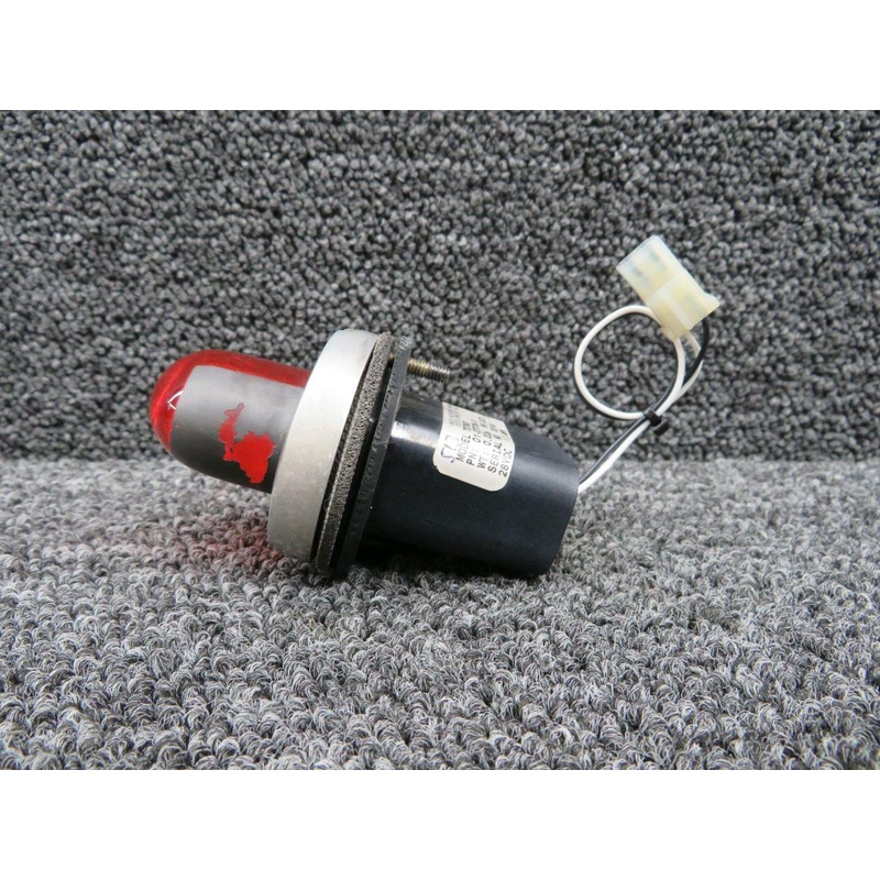 01-0770786-01 (USE: 01-0771560-00) Cessna 182T Whelen Beacon Assy (Volts: 28)