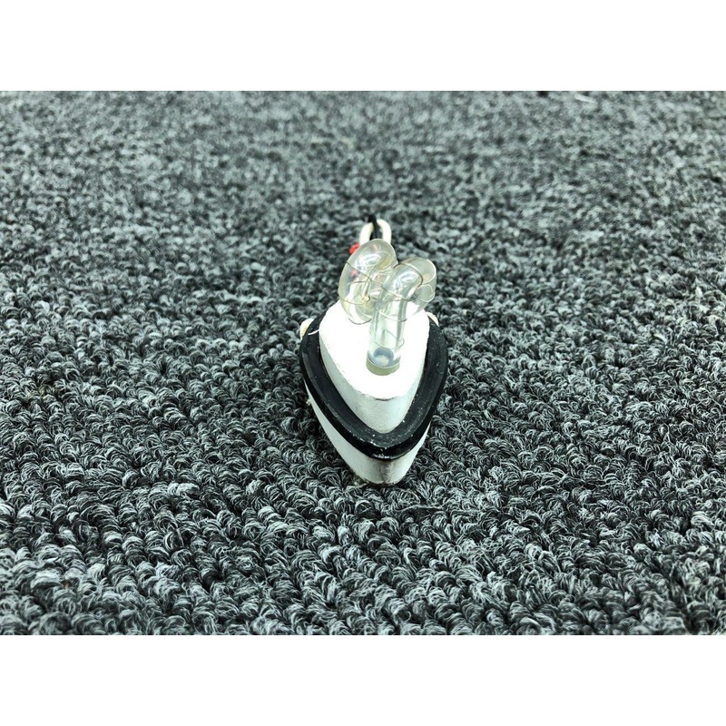 02-0250274-00 Cessna T201F Whelen A427 Strobe Light Assembly (Volts: 28)