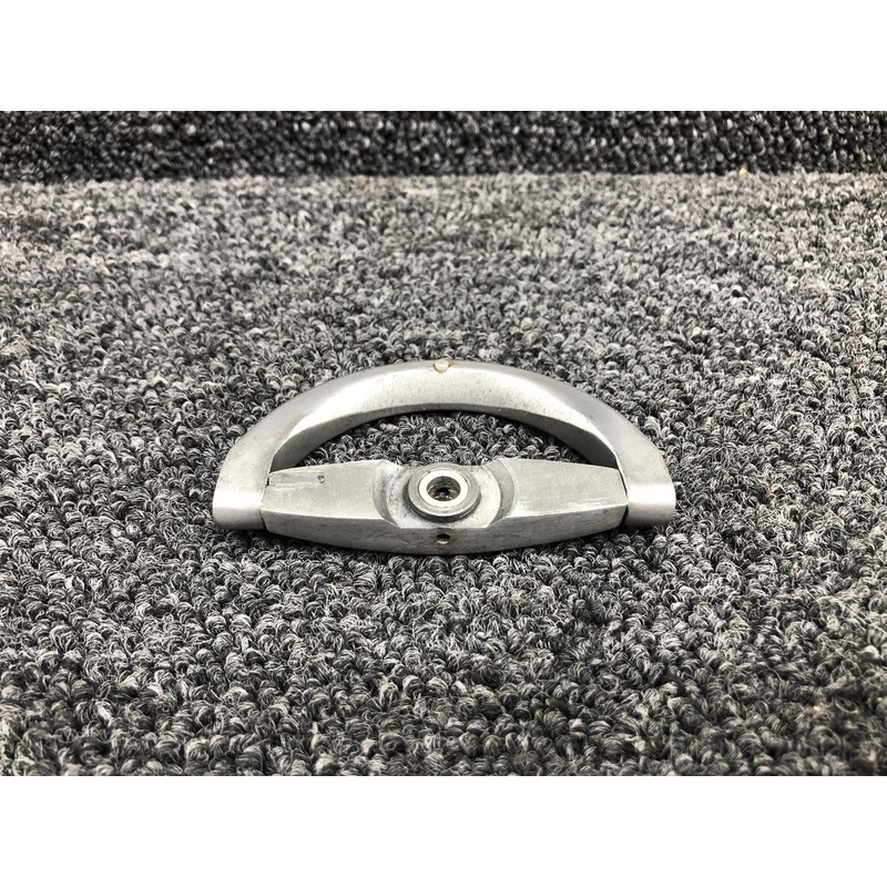 DY1499 Beech F33A Baggage Inside Handle Assembly