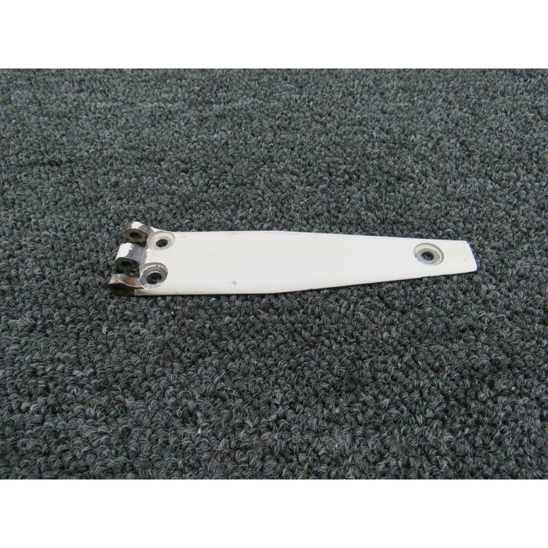 43722-2 Rockwell 112TC / 114 Hinge Half Lower Aft RH