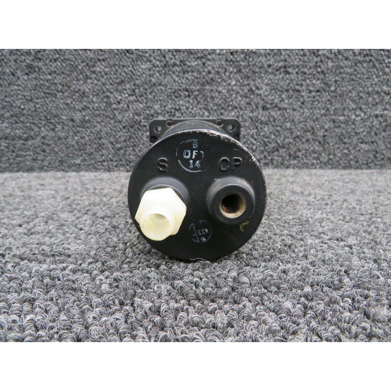 C668516-0102 (USE: 3000-0102) United Inst. Cabin Altitude Differential Pressure Indicator
