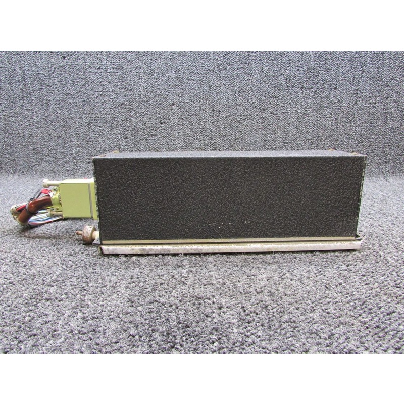 36440 Aircraft Radio Corporation R-543B Glideslope Receiver Unit with Tray
