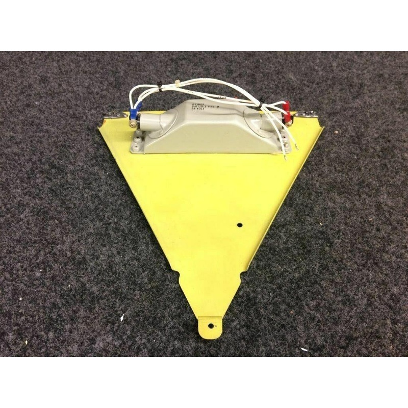 B-8110-1, 49081-002 Piper PA-31T Grimes Light Socket with Bracket (28V)