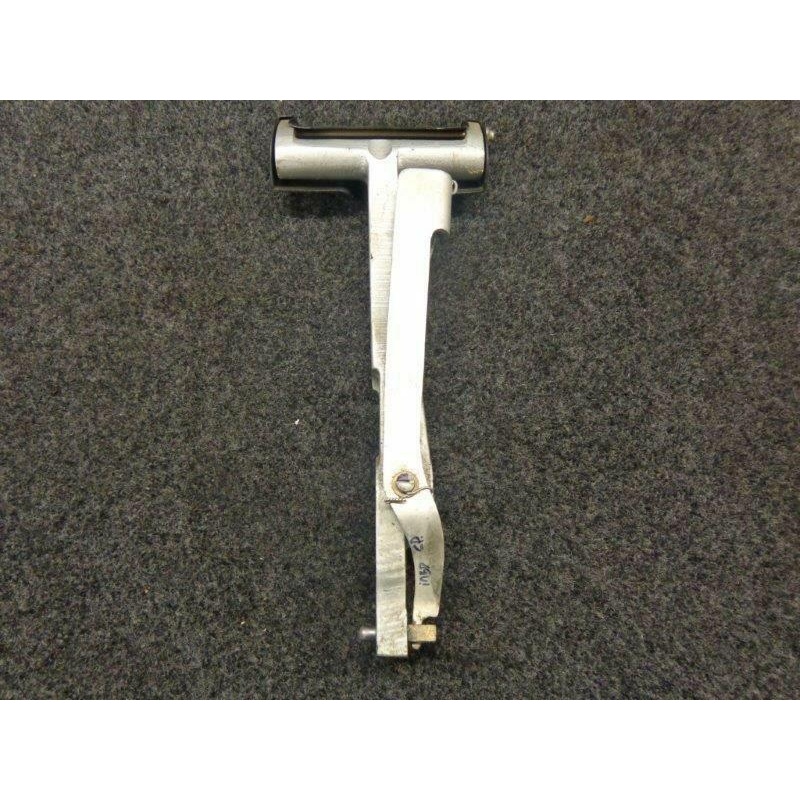 002-524020-1 (USE: 50-524326-49) Beechcraft A36 Rudder Pedal Arm LH