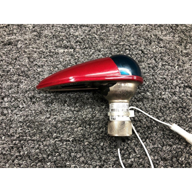 01-0770001-41 (Alt: A039-5) Whelen Position Light with Green Lens (Volts: 14)