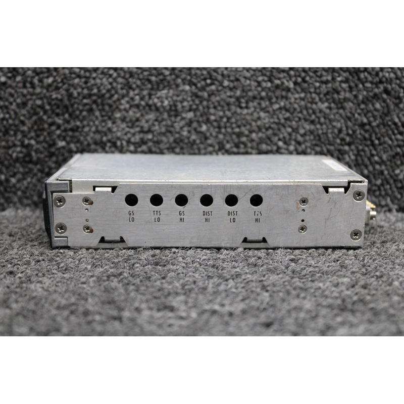 066-3047-00 King Radio KI-266 DME Indicator w Tray and Mods (Volts: 14) (Core)