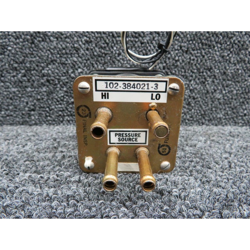 102-384021-3 (M/N: 1G15-3) Beech 58P Instrument Air Pressure Gauge Indicator Lighted W/ 28V