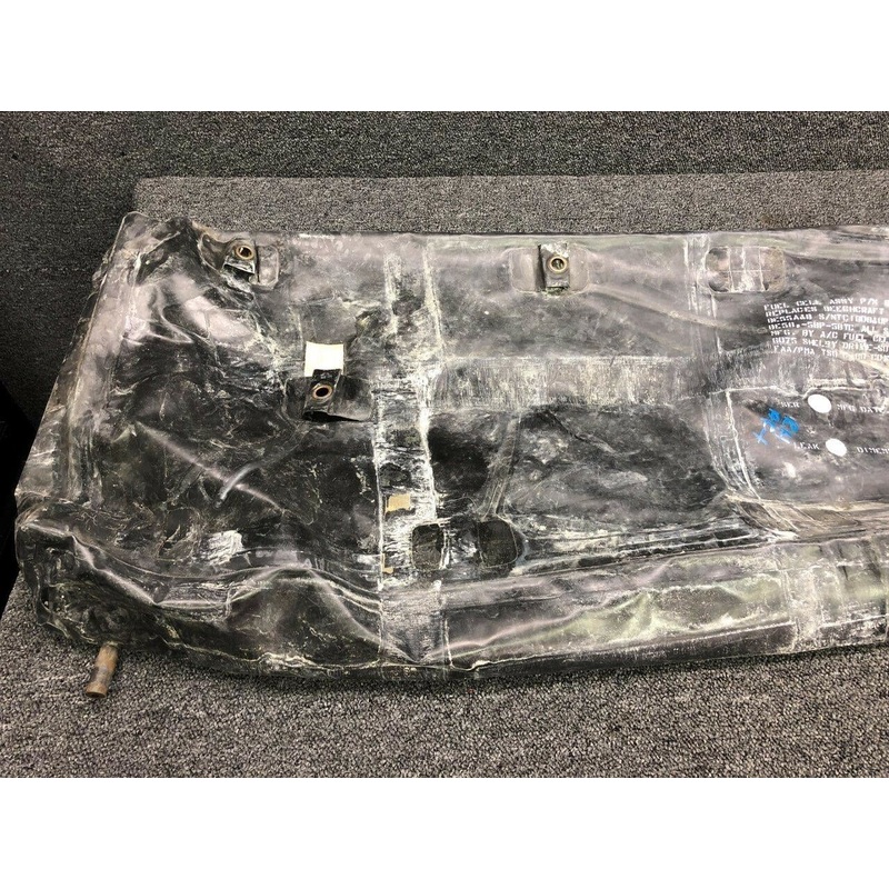 B30-10 (Use: 58-380003-6) Beech B58 Bladder Assy Fuel (MFG Date: 8-1999)