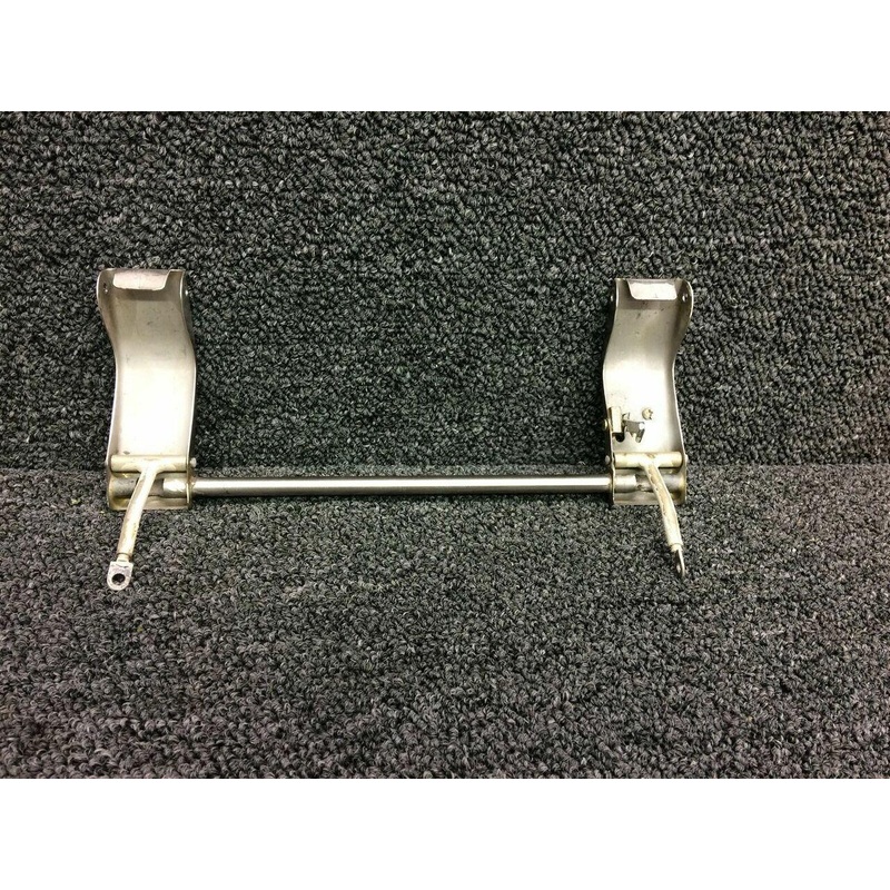 002-430055-33 Beech A36 Latch Assy Openable Window RH