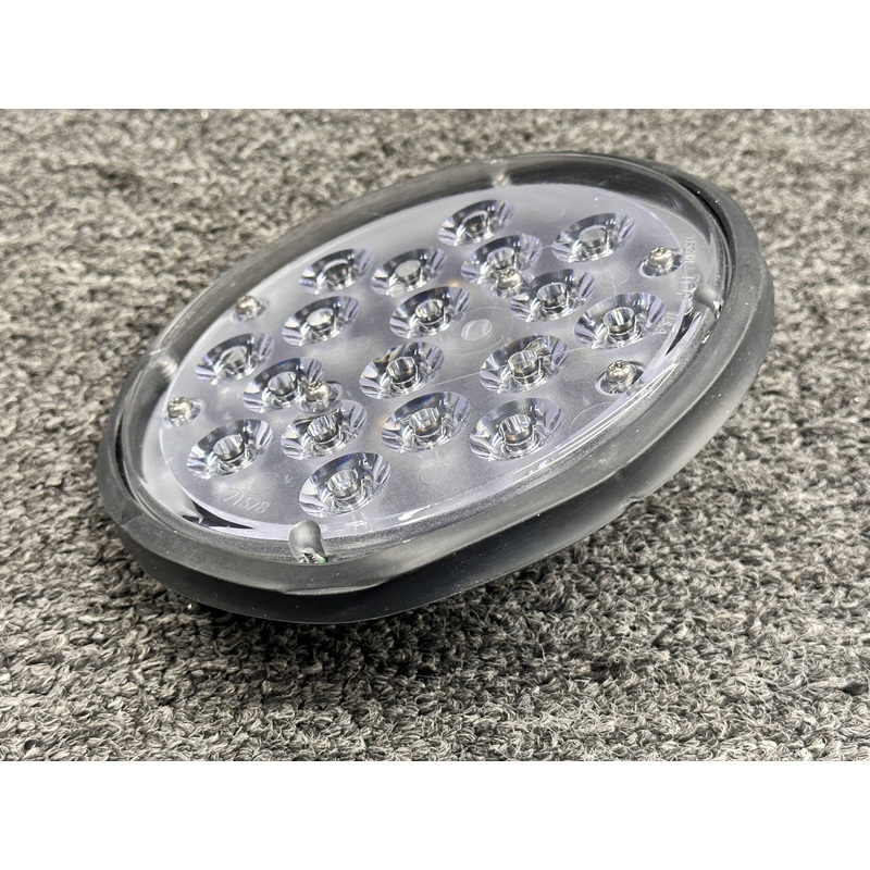 01-0790750-20 (Use: P46-P2L) Whelen Landing Light LED (Volts: 28)