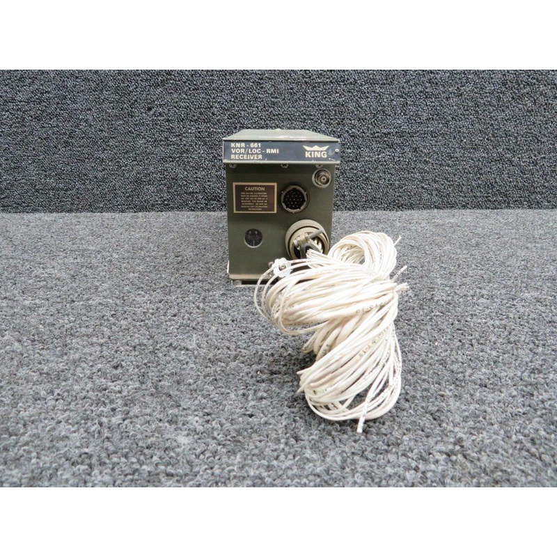 066-1031-00 King Radio KNR-661 VOR-LOC Navigational Receiver with Tray (28V)