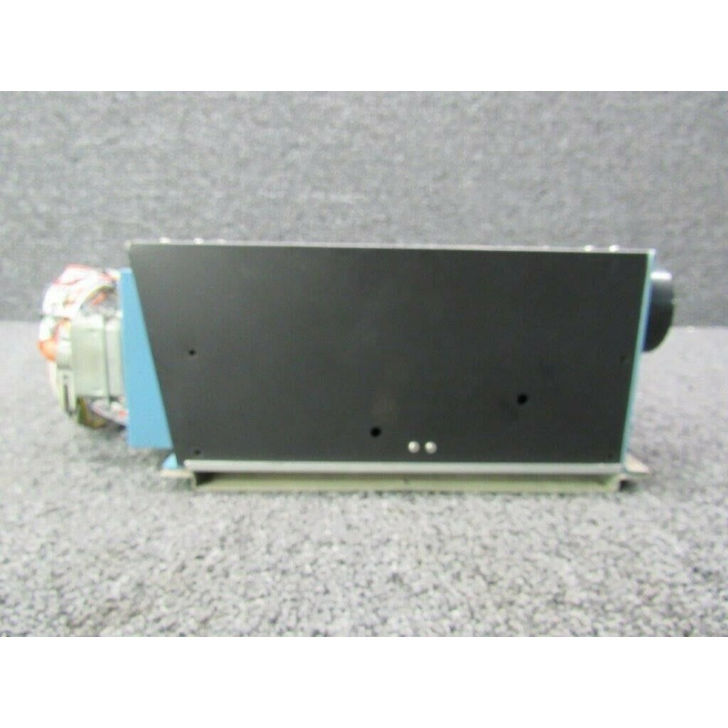 066-1029-03 Cessna T310R Bendix DME Transceiver KN65A (28 Volts)