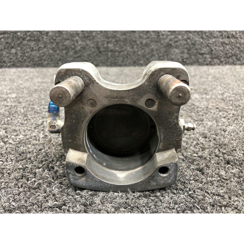 091-30018 Cessna 182 P/Q McCauley Brake Caliper Housing Assembly (PPP)
