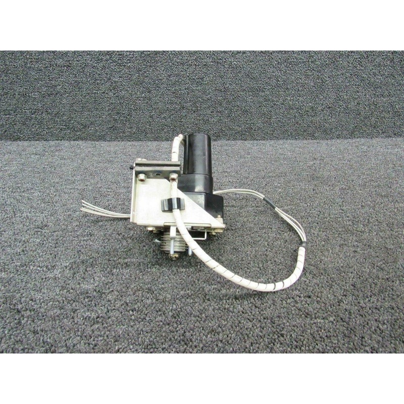 1C363-1-362R Edo-Aire / Mitchell Roll Servo w/ Mount (Volts: 14)