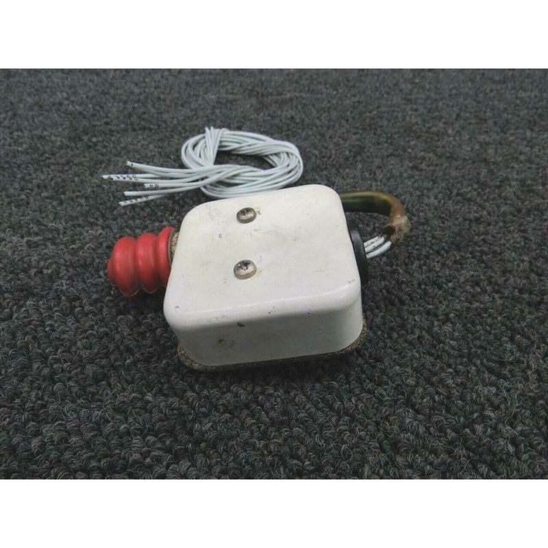 002-361013-617 Beech 58 Landing Gear Safety Switch Assy LH (Volts: 28)