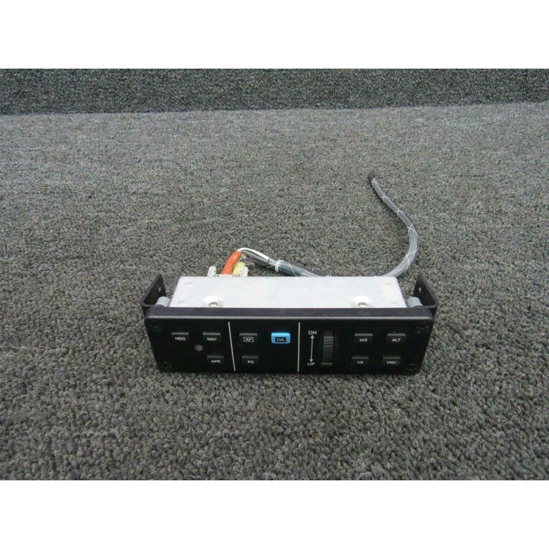 011-01737-00 Garmin GMC-705 Autopilot Controller (Volts: 14/28)