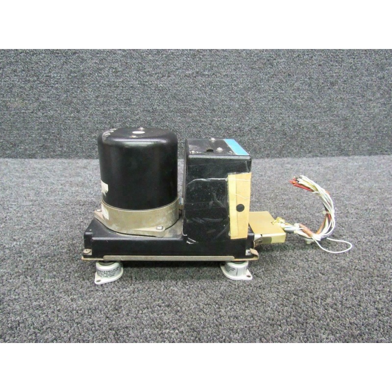 060-00015-0000 Beech 95-C55 King Radio KG102A Directional Gyro (Volts: 28)