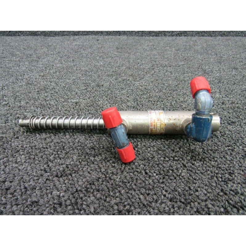 10-27 (Alt: 455-948) Piper PA34-200 Cleveland Master Brake Cylinder