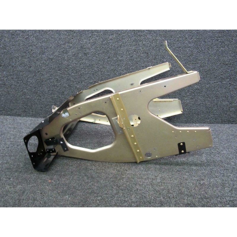 19207-001 Cirrus SR20 Instrument Bolster Panel RH W/ Supports