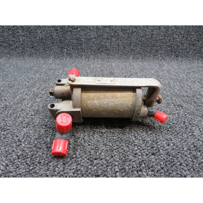 G199-25  Beechcraft 95 Garwin Fuel Strainer Assembly