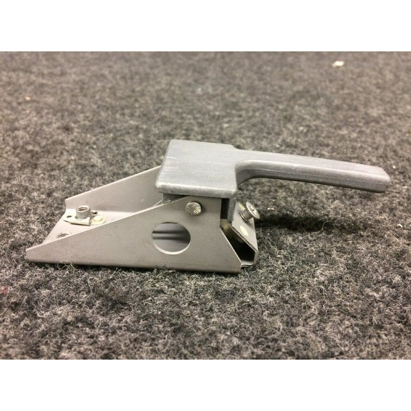 H2532-16 Beech BE-76 Cabin Door Interior Latch RH