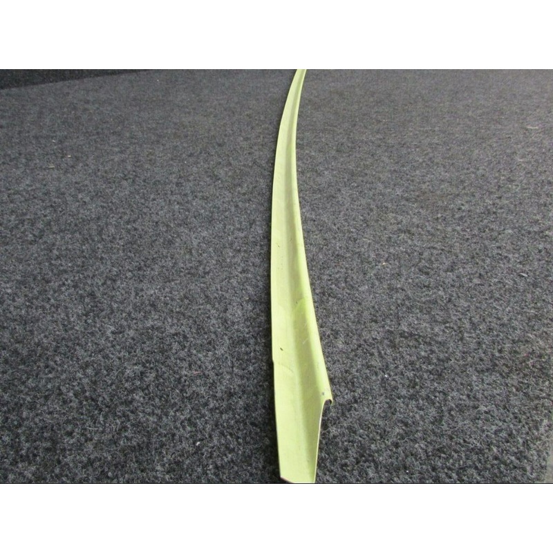 002-430039-31 Beechcraft Stringer (NEW OLD STOCK) (SA)