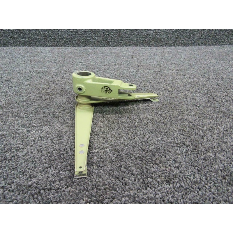 002-820011-5, 002-524018-25 Beech A36 Nose Gear Retract Idler w Bungee Arm LH