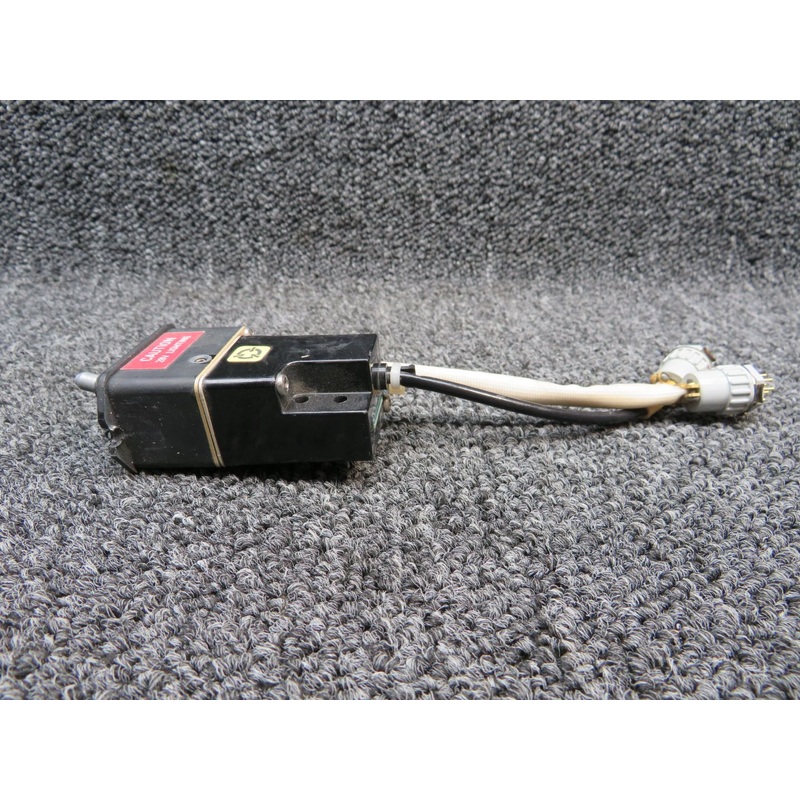 071-1242-01 Bendix King KA-51B Slaving Accessory (Volts: 28) (Broken Mount Hole)