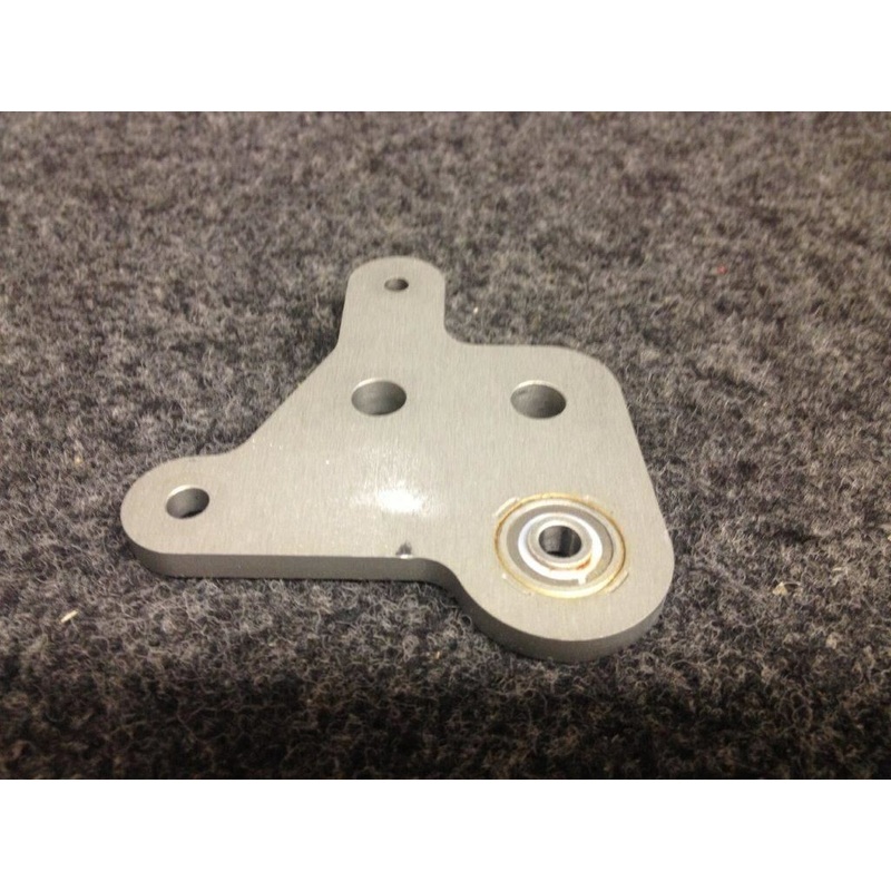 10679-004 Cirrus SR22 Elevator Bellcrank