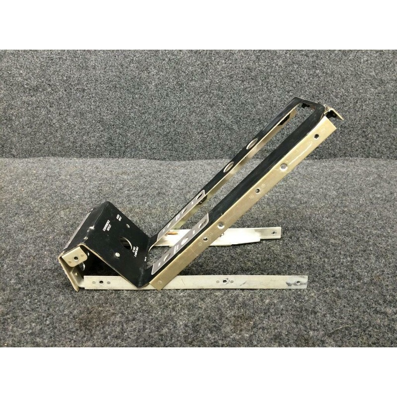 20326-401 Cirrus SR22 Audio Panel Bracket
