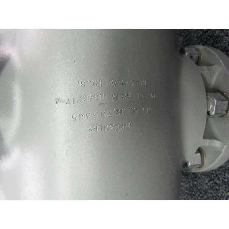B2D34C217A Cessna TR182 McCauley 2 Blade Prop Hub (CORE)