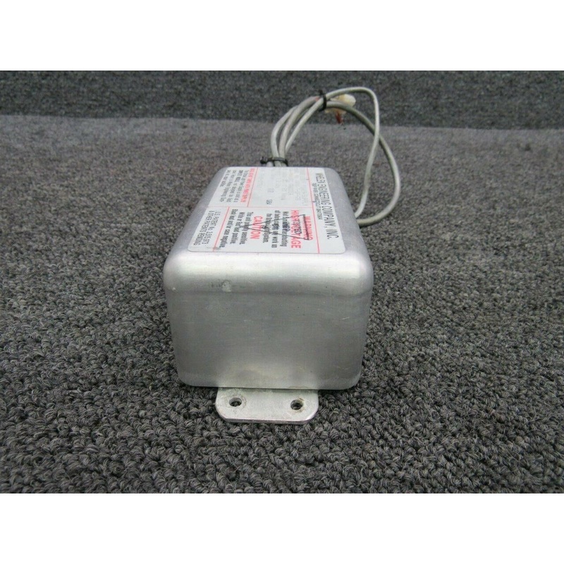 A490,T-DF-28 Air Tractor AT-301 Whelen Strobe Power Supply (Volts: 28)