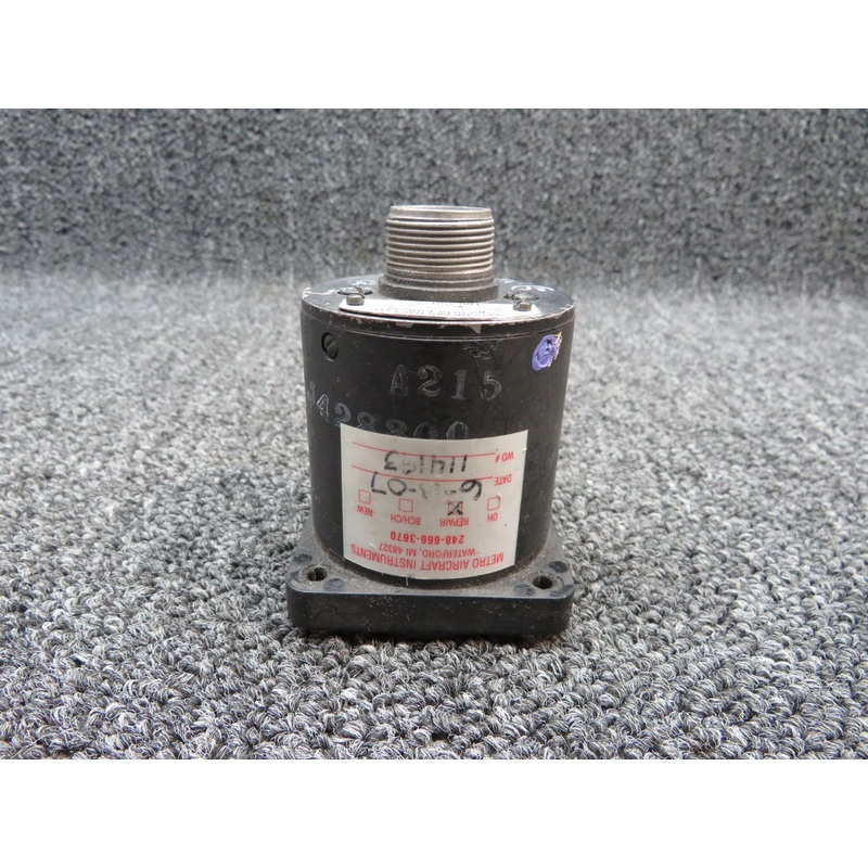 C668520-0101 Edo-Aire OAT Indicator (Volts: 24) (Minus Connector)