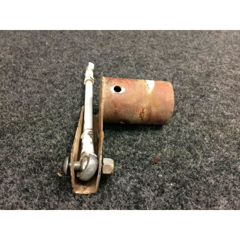 Rockwell 114 Arm Assy Flap RH W/ Pushrod  P/N 47508-2, & 47224-9