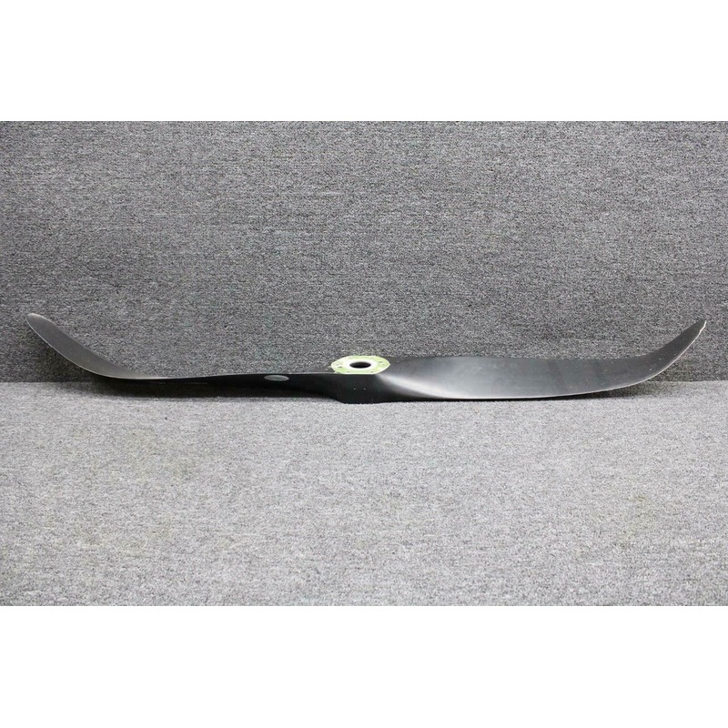 1C160/DTM7557M1 Cessna 172M McCauley Two Blade Propeller Fixed CORE W/ Logs