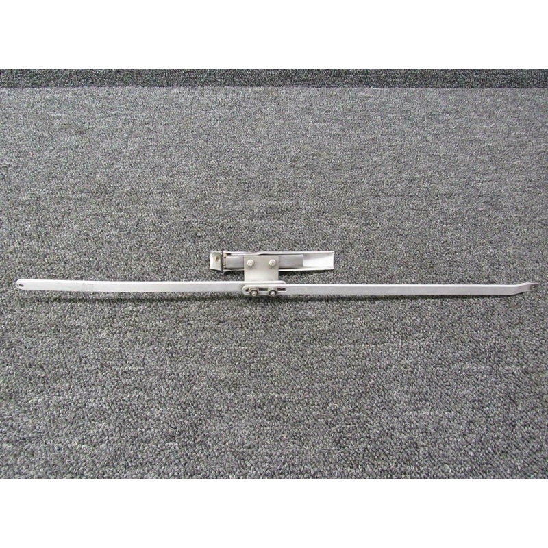H2109-3 / 002-910010-13 Beech A36 Link Cowl Latch Assy LH W/ Handle & Rod