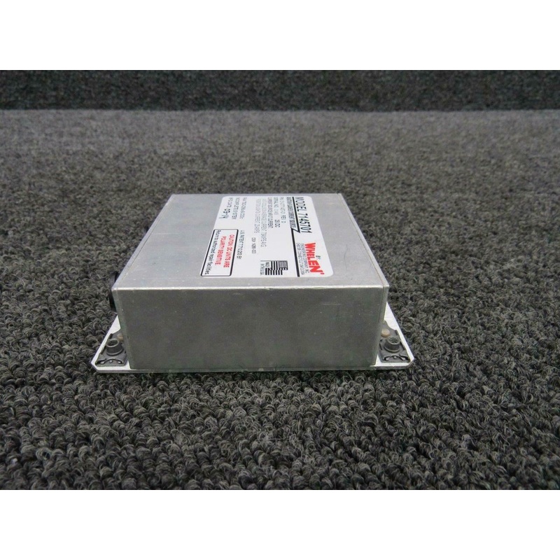 01-0771457-01 (MN: 745701) Cirrus SR20 Whelen Aviation Flasher / Current Source
