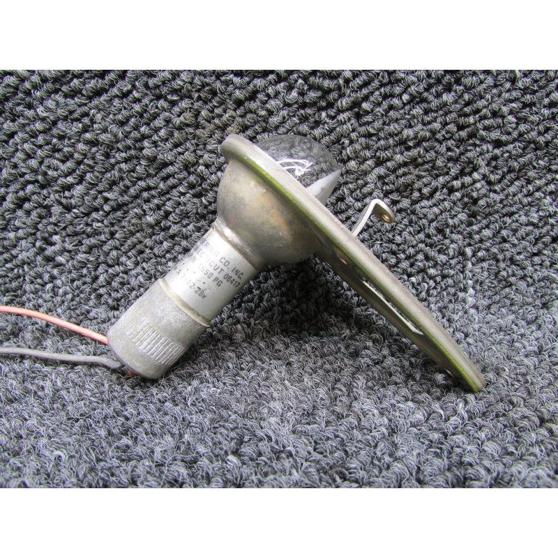 A650-PG  Whelen Light Wing Navigation Base (28V)