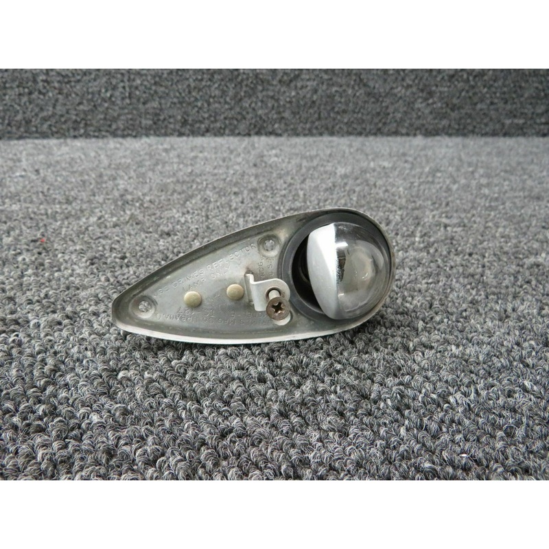 C622001-0201 / A1280-3 Grimes Wing Navigation Light Base W/ Green Lens (V: 28)