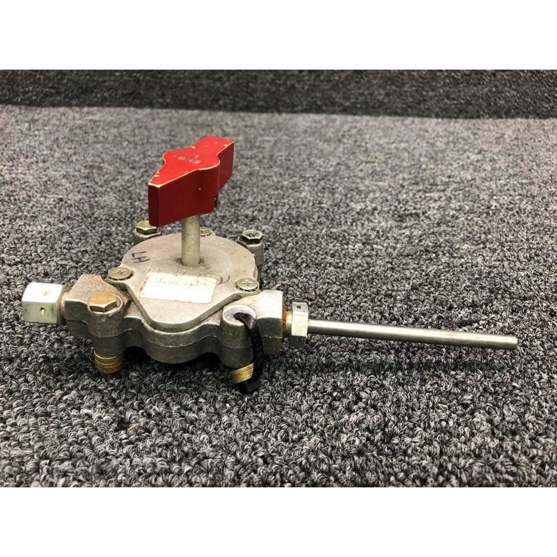 HE7001-7 Beechcraft 58 Fuel Selector Control Box Assy LH W/ Handle