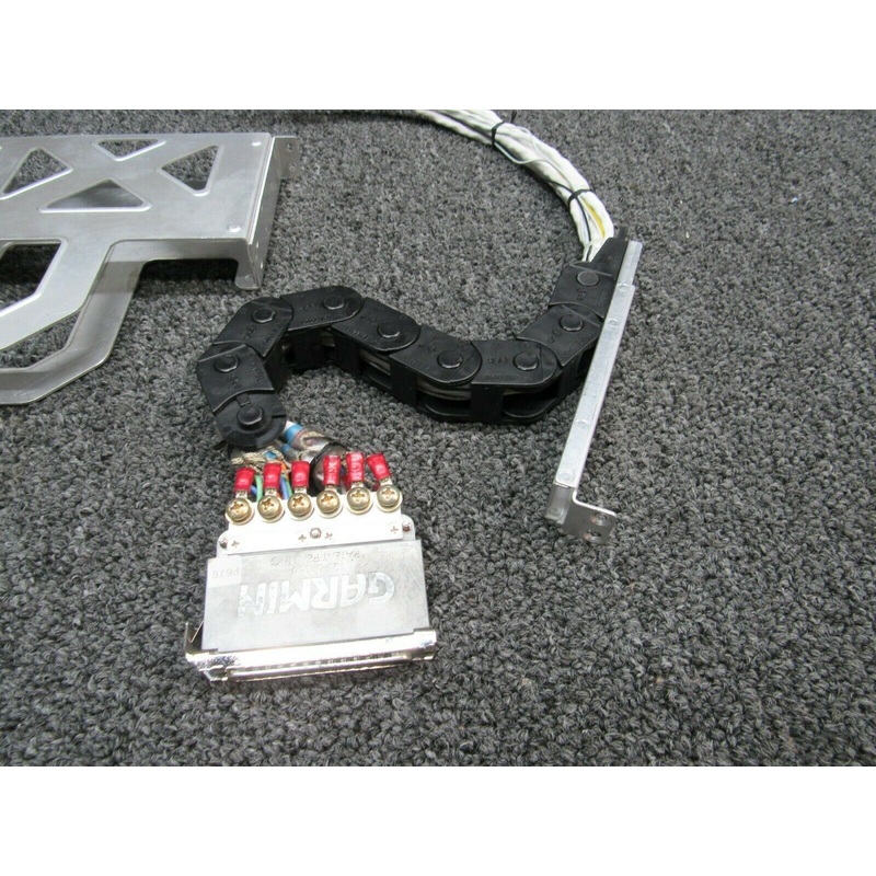 011-00890-00 Garmin Self-Storing Harness W/ Tray