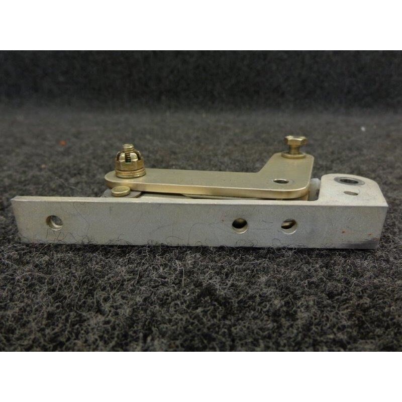 10008-001 Cirrus SR22 Cam Follower With Mount Base