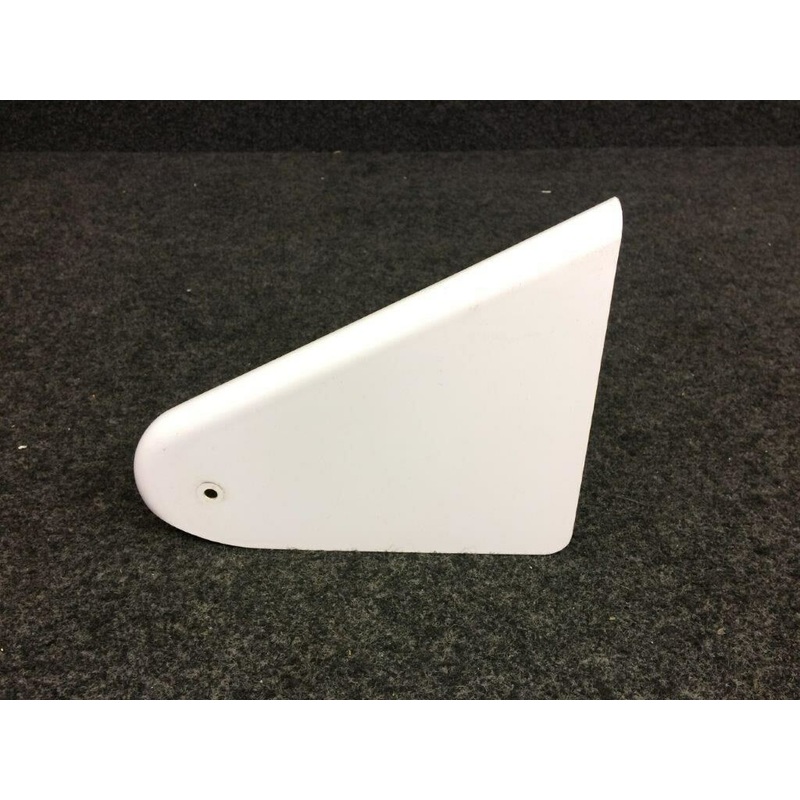 15065-002 Cirrus SR22 Flap Hinge Fairing Middle
