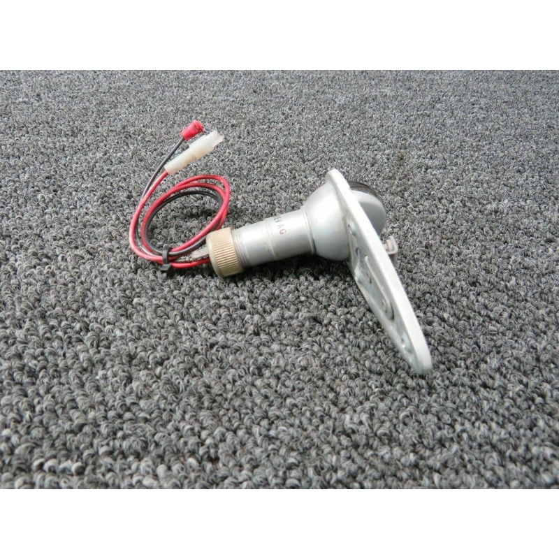 C622001-0201 / A1280-3 Grimes Light Base Assy W/ Green Lens (Volts: 14)