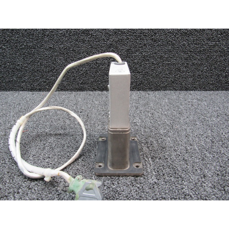 RDM100-02 Cirrus SR20 Heads Up Data Recovery Module (Volts: 28)