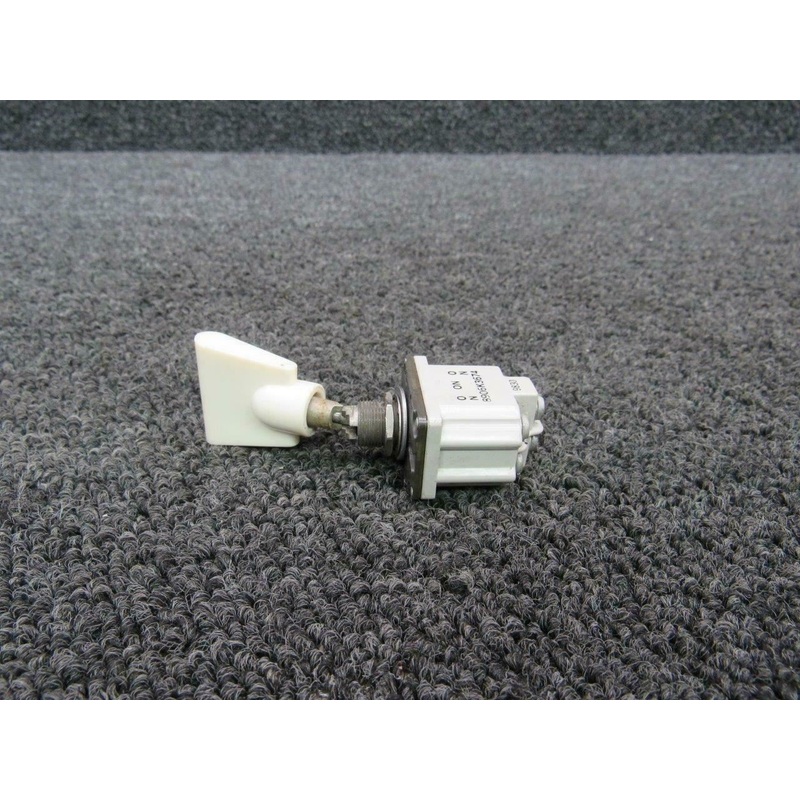 8906K3674 (Alt: 96-524030-3) Beech 58 Flap Switch Assy (Volts: 28)